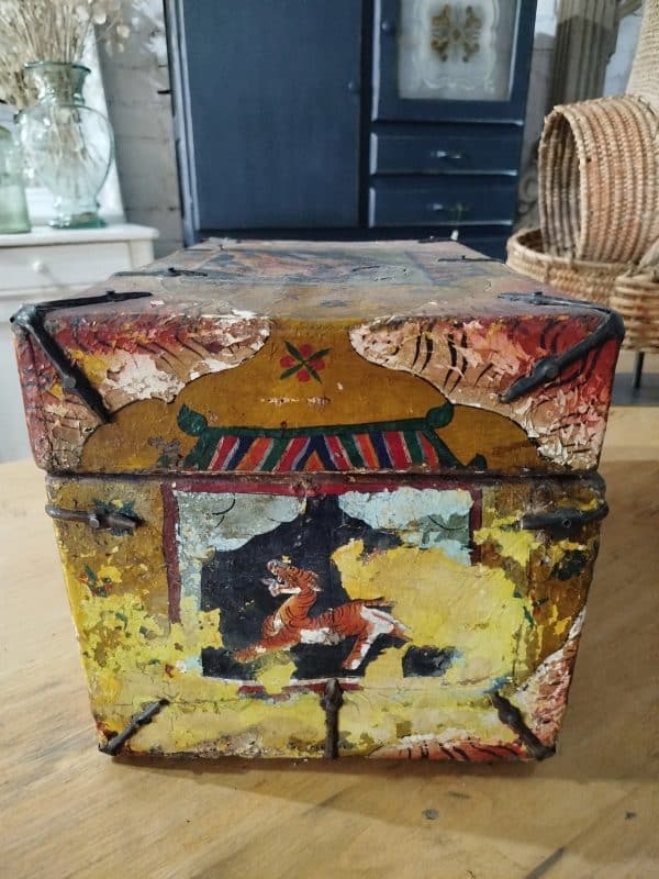 Gran caja antigua Tibetana - Imagen 2