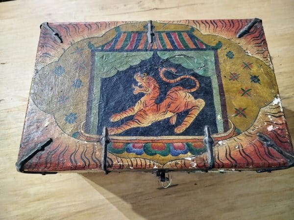 Gran caja antigua Tibetana - Imagen 3